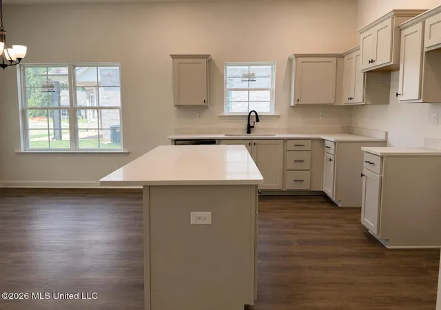 Photo 4 of Sale Pending at 6373 River Ln, Walls, MS 38680 | MLS# 4156566 | Listing updated on 2026-08-25