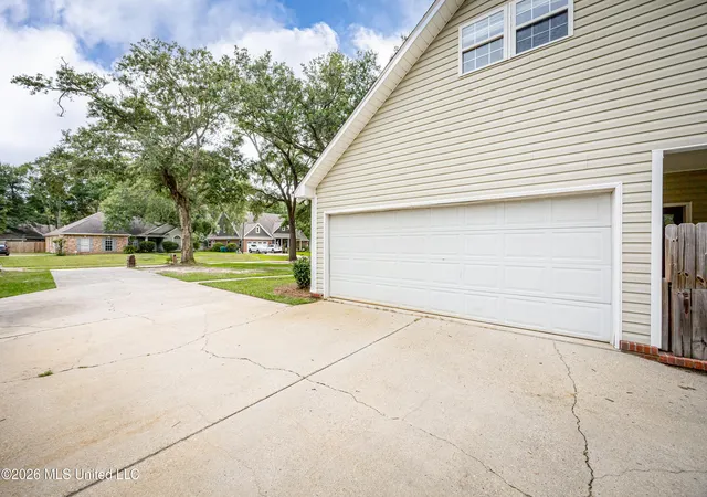 Photo 4 of Single family home for sale at 3422 Dijon Ave, Ocean Springs, MS 39564 | MLS# 4156007 | Listing updated on 2026-09-30