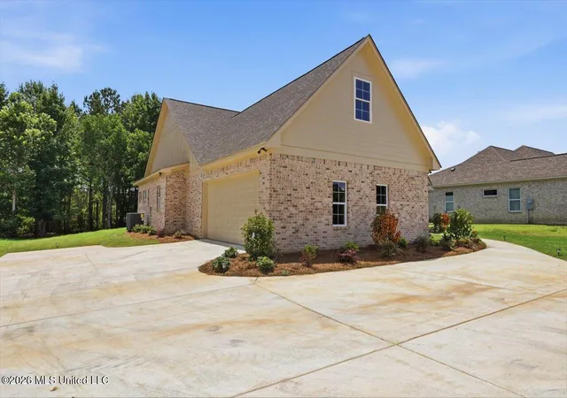 Photo 3 of Single family home for sale at 189 Kennedy Farm Pkwy, Brandon, MS 39042 | MLS# 4155844 | Listing updated on 2026-08-24