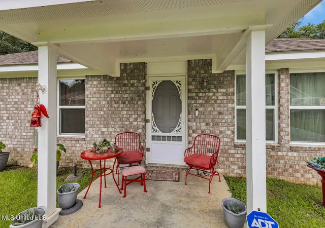 Homes for sale in Diamondhead, MS | 1084 Koloa Ct, Diamondhead, MS 39525 | MLS# 4155872