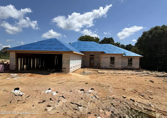 Photo 1 of Single family home for sale at 1128 Crews Ln, Crystal Springs, MS 39059 | MLS# 4156014 | Listing updated on 2026-08-17