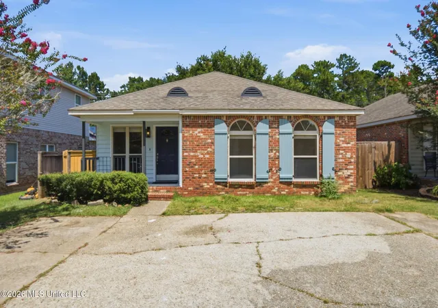 Photo 1 of Single family home for sale at 3 Bridgefield Ct, Hattiesburg, MS 39402 | MLS# 4156826 | Listing updated on 2026-09-15