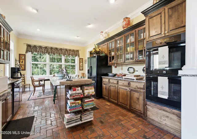 Photo 4 of Sale Pending at 1409 Ladnier Rd, Gautier, MS 39553 | MLS# 4156288 | Listing updated on 2026-09-14