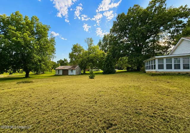 Homes for sale in Lake Cormorant, MS | 35 Hwy 301, Lake Cormorant, MS 38641 | MLS# 4155819