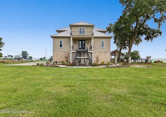 2nd image of 1816 Seashore Ave, Ocean Springs, MS 39564 | MLS# 4155815