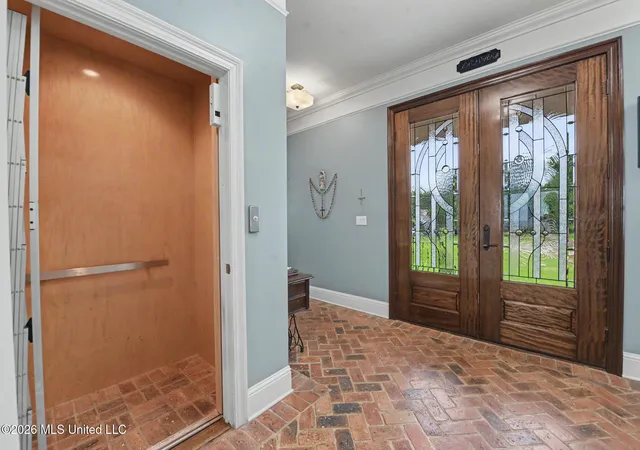 image of 1816 Seashore Ave, Ocean Springs, MS 39564 | MLS# 4155815