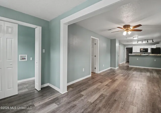 Photo 4 of Single family home for sale at 1121 43rd Avenue, Gulfport, MS 39501 | MLS# 4155926 | Listing updated on 2026-09-10