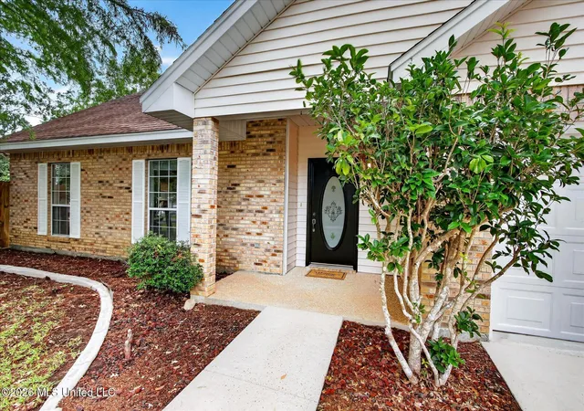 Photo 3 of Sale Pending at 8519 Op La Way, Diamondhead, MS 39525 | MLS# 4155894 | Listing updated on 2026-08-24