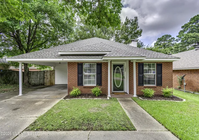 Homes for sale in Brandon, MS | 1022 Red Oak Dr, Brandon, MS 39042 | MLS# 4155817