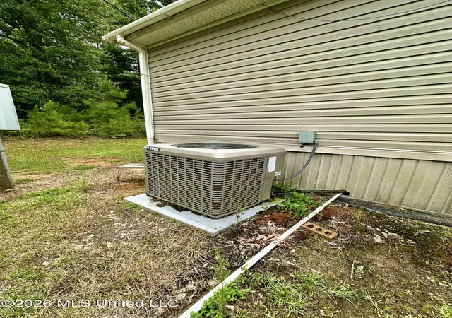 Photo 4 of Manufactured home for sale at 95 County Rd 14, Paulding, MS 39348 | MLS# 4156166 | Listing updated on 2026-09-18