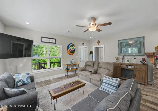 Photo 4 of Single family home for sale at 5114 Oak St, Bay Saint Louis, MS 39520 | MLS# 4156710 | Listing updated on 2026-08-20