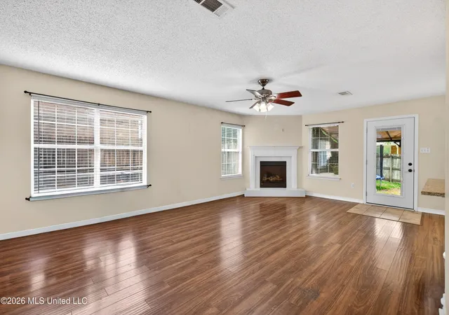 Photo 4 of Sale Pending at 19373 W Lake Village Dr, Gulfport, MS 39503 | MLS# 4155848 | Listing updated on 2026-10-24