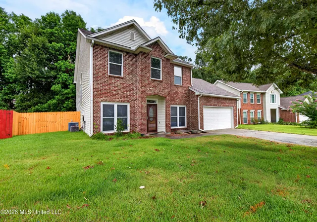 Photo 3 of Single family home for sale at 874 Ellington Dr, Biloxi, MS 39532 | MLS# 4156376 | Listing updated on 2026-09-12