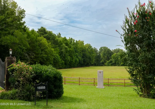Photo 4 of Sale Pending at 15555 Highway 18, Raymond, MS 39154 | MLS# 4156616 | Listing updated on 2026-08-10