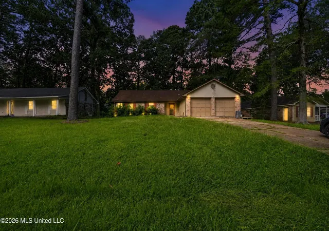Photo 2 of Single family home for sale at 406 Shenandoah Rd, Brandon, MS 39047 | MLS# 4156761 | Listing updated on 2026-10-02