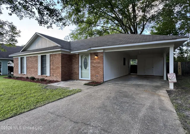 Photo 2 of Sale Pending at 1660 Ravenwood Ln, Pearl, MS 39208 | MLS# 4155935 | Listing updated on 2026-08-17