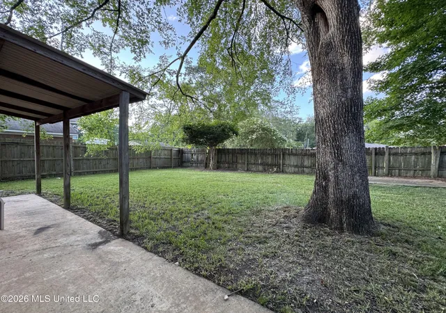 Photo 3 of Sale Pending at 1660 Ravenwood Ln, Pearl, MS 39208 | MLS# 4155935 | Listing updated on 2026-10-08