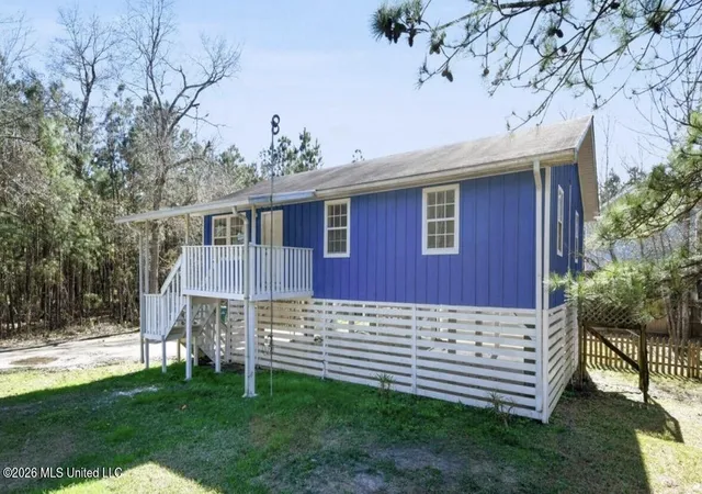 Homes for sale in Bay Saint Louis, MS | 4017 7Th Ave, Bay Saint Louis, MS 39520 | MLS# 4155880