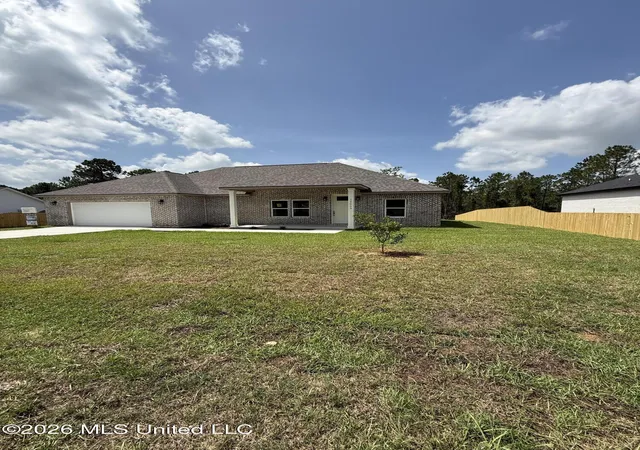 Photo 2 of Single family home for sale at 14955 Longwood Ln, Gulfport, MS 39503 | MLS# 4155949 | Listing updated on 2026-09-16