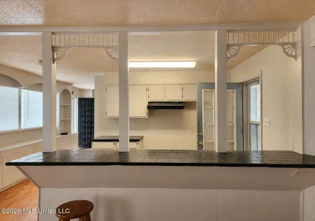 Photo 3 of Single family home for sale at 229 Cameron St, Jackson, MS 39212 | MLS# 4158121 | Listing updated on 2026-08-04