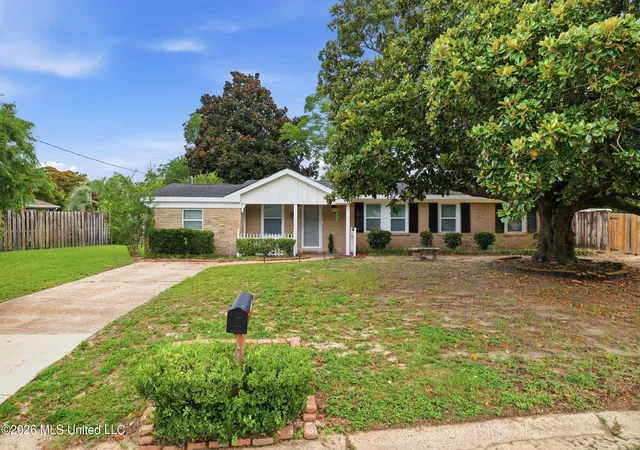 Photo 2 of Sale Pending at 2130 Driftwood Dr, Biloxi, MS 39531 | MLS# 4156036 | Listing updated on 2026-09-17