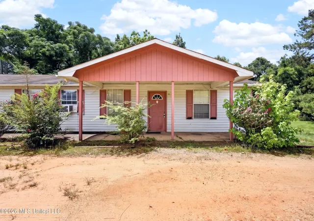 Photo 4 of House for sale at 1461/1463 US 84, Collins, MS 39428 | MLS# 4155904 | Listing updated on 2026-07-27