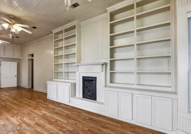 Photo 3 of Single family home for sale at 3618 Bellview Ave, Moss Point, MS 39563 | MLS# 4155913 | Listing updated on 2026-07-15