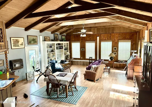 Photo 2 of Single family home for sale at 900 Morningside Dr, Brookhaven, MS 39601 | MLS# 4155998 | Listing updated on 2026-09-10
