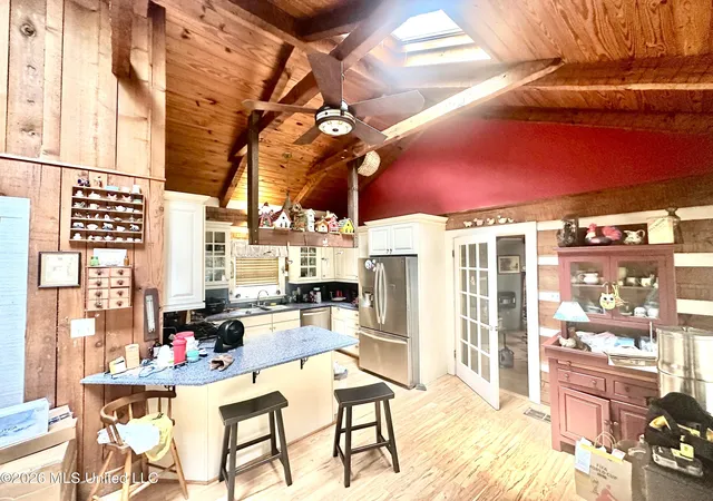 Photo 3 of Single family home for sale at 900 Morningside Dr, Brookhaven, MS 39601 | MLS# 4155998 | Listing updated on 2026-09-10