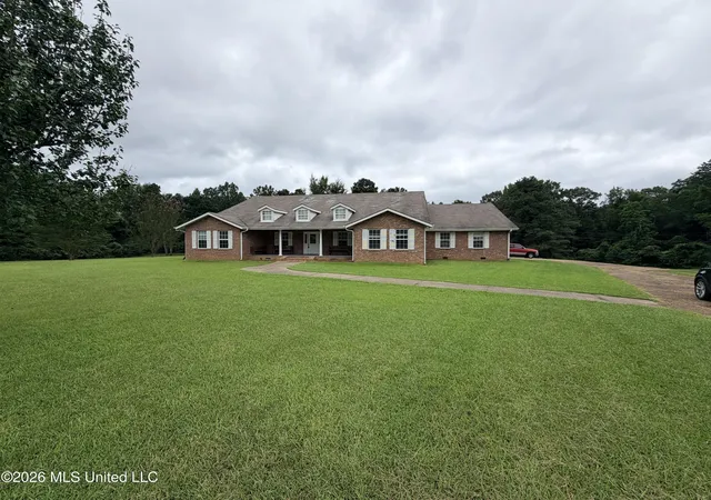 Photo 2 of Single family home for sale at 1117 Nw Montgomery Ln, Wesson, MS 39191 | MLS# 4155933 | Listing updated on 2026-08-26