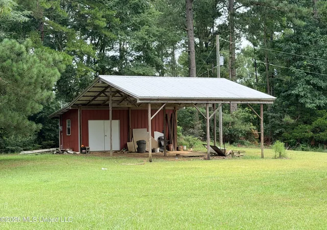 Photo 2 of Single family home for sale at 1117 NW Montgomery Ln, Wesson, MS 39191 | MLS# 4155933 | Listing updated on 2026-08-26