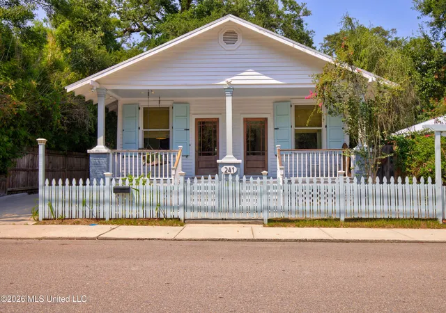 Photo 3 of Single family home for sale at 241 Washington St, Bay Saint Louis, MS 39520 | MLS# 4158493 | Listing updated on 2026-08-07