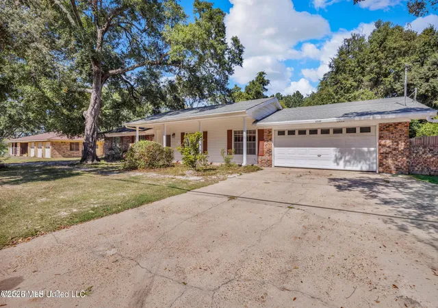 Photo 2 of Sale Pending at 2530 Old Bay Rd, Biloxi, MS 39531 | MLS# 4155965 | Listing updated on 2026-09-13