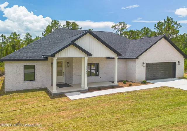 Photo 1 of Single family home for sale at 14951 Longwood Ln, Gulfport, MS 39503 | MLS# 4155957 | Listing updated on 2026-09-01