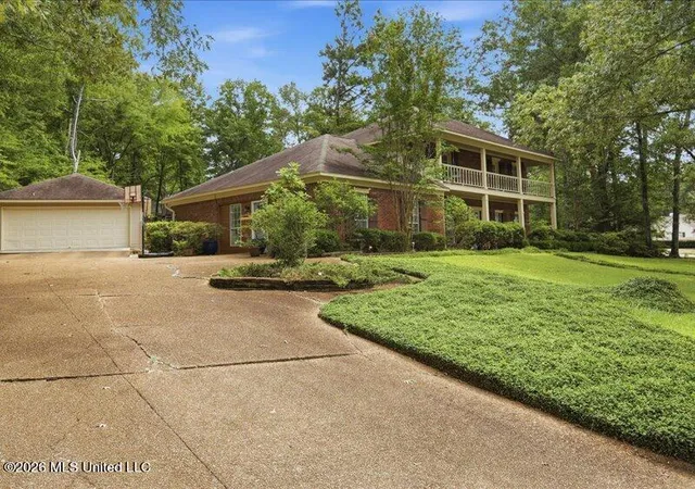 Photo 3 of Single family home for sale at 14 Napa Valley Cir, Madison, MS 39110 | MLS# 4156037 | Listing updated on 2026-09-02