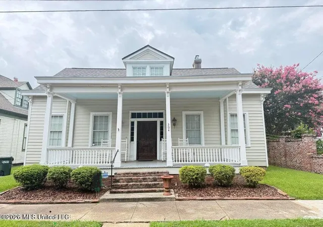 Photo 1 of Single family home for sale at 304 S Rankin St, Natchez, MS 39120 | MLS# 4156008 | Listing updated on 2026-07-20
