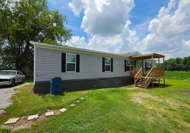 1st image of 755 W Bobo Rd, Clarksdale, MS 38614 | MLS# 4156123
