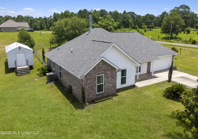 3rd image of 10 Trace Dr, Mc Henry, MS 39561 | MLS# 4156075