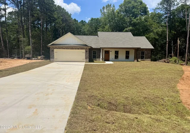 Photo 1 of Single family home for sale at 721 Anchor Lake Rd, Carriere, MS 39426 | MLS# 4156028 | Listing updated on 2026-07-16