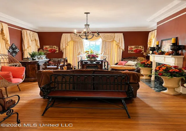 3rd image of 351 S Washington Ave, Greenville, MS 38701 | MLS# 4156040