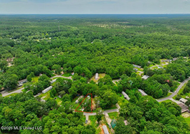 Photo 31 of Manufactured home for sale at 7729 Narcissus Dr, Gautier, MS 39553 | MLS# 4156132 | Listing updated on 2026-07-31