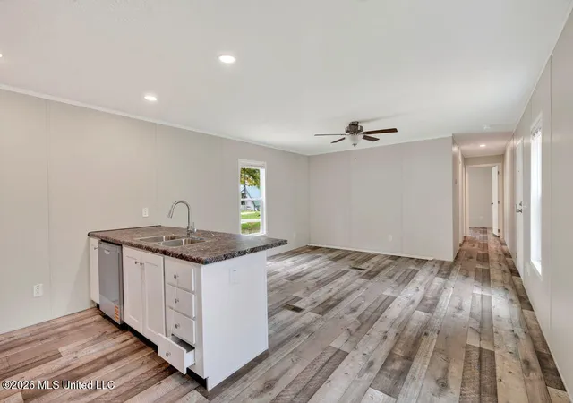 Photo 4 of Manufactured home for sale at 7729 Narcissus Dr, Gautier, MS 39553 | MLS# 4156132 | Listing updated on 2026-07-31