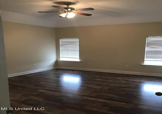 Photo 4 of Single family home for sale at 6805 Dickens Way Dr, Ocean Springs, MS 39564 | MLS# 4156133 | Listing updated on 2026-09-15