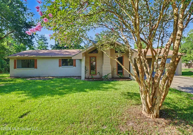 Photo 3 of Single family home for sale at 225 Trout St, Waveland, MS 39576 | MLS# 4156172 | Listing updated on 2026-09-12