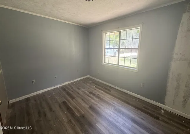 Photo 3 of Single family home for sale at 305 Shady Oak St, Raleigh, MS 39153 | MLS# 4156102 | Listing updated on 2026-09-18
