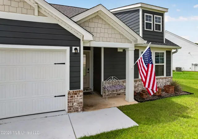 Photo 2 of Single family home for sale at 85062 Pohaku Dr, Diamondhead, MS 39525 | MLS# 4156193 | Listing updated on 2026-07-17