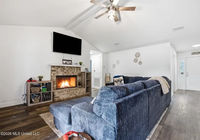 Photo 3 of Single family home for sale at 240 Old Hwy 63 N, Lucedale, MS 39452 | MLS# 4156078 | Listing updated on 2026-08-18