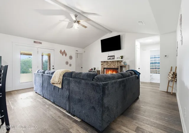 Photo 4 of Single family home for sale at 240 Old Hwy 63 N, Lucedale, MS 39452 | MLS# 4156078 | Listing updated on 2026-08-18