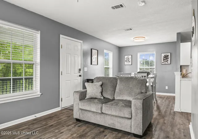 Photo 4 of Single family home for sale at 329 Fleitas Ave, Pass Christian, MS 39571 | MLS# 4156076 | Listing updated on 2026-08-26