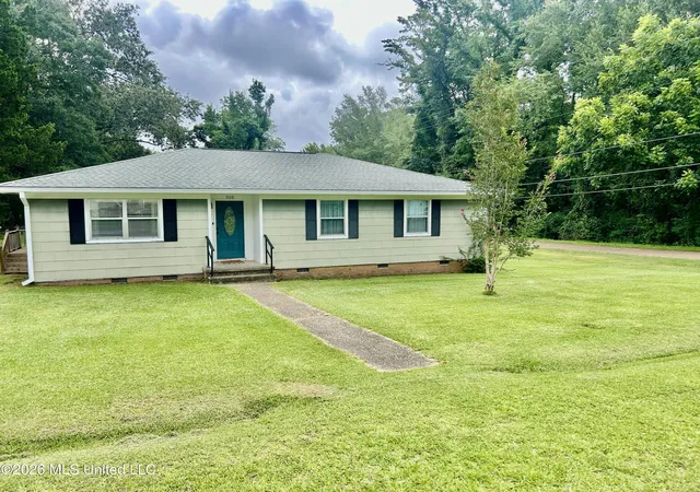 Photo 2 of Single family home for sale at 510 Lee St, Magnolia, MS 39652 | MLS# 4156085 | Listing updated on 2026-07-16